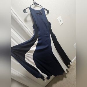 Banana Republic Tri Colored Dress 💙